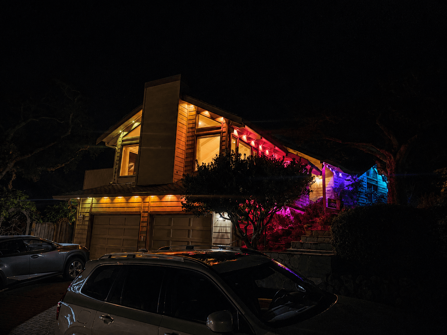 Modern Home, Color Gradient Roofline